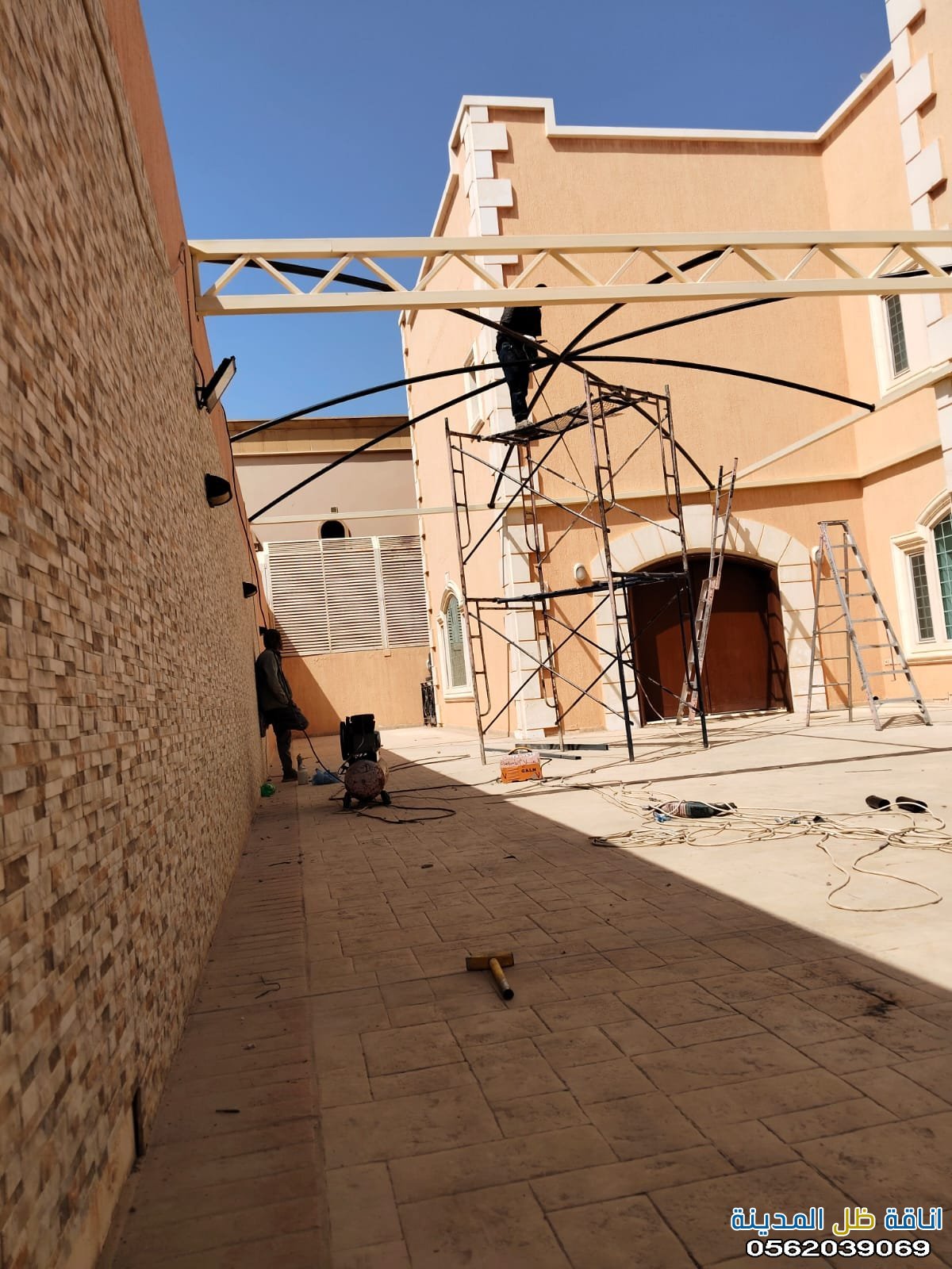 تركيب مظلات متحركة في المدينة المنورة وينبع