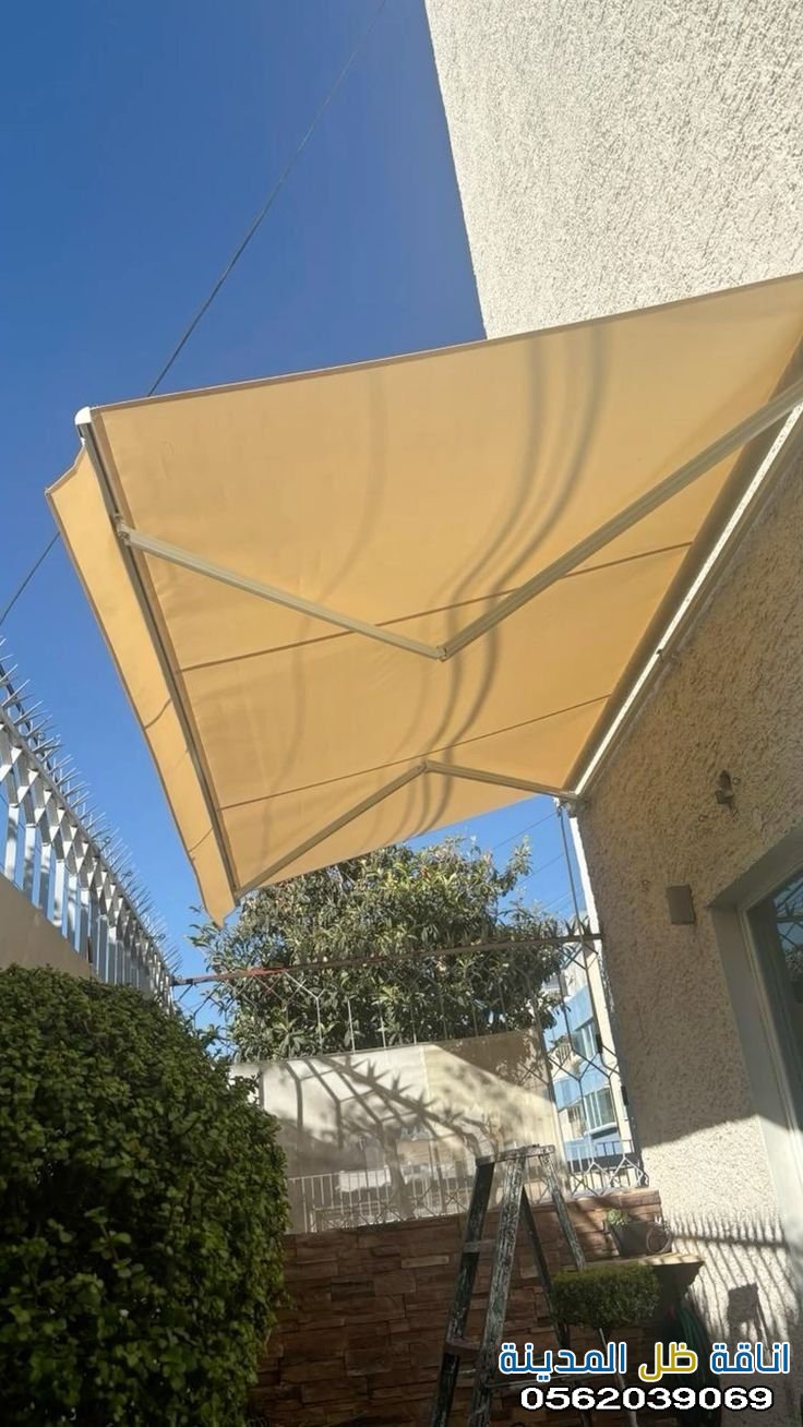 مظلات خارجية متحركة | تصميم عصري قابل للتحكم